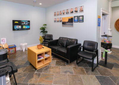 Valley dental lobby waiting area with netflix